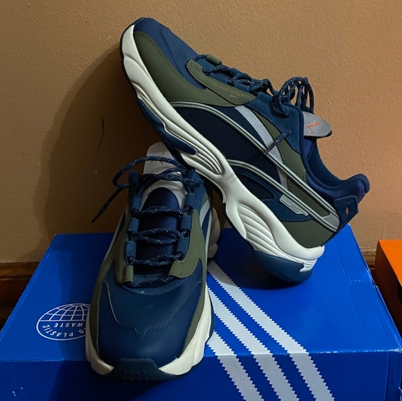 Puma shoes size 12 - Picture 3 of 3